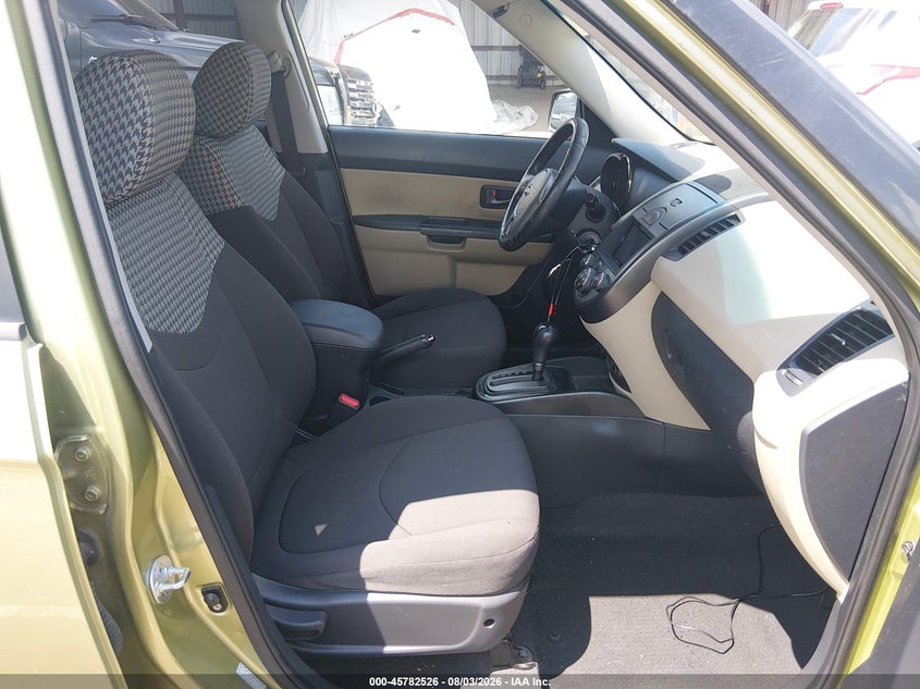 2010 KIA SOUL auction photo 5
