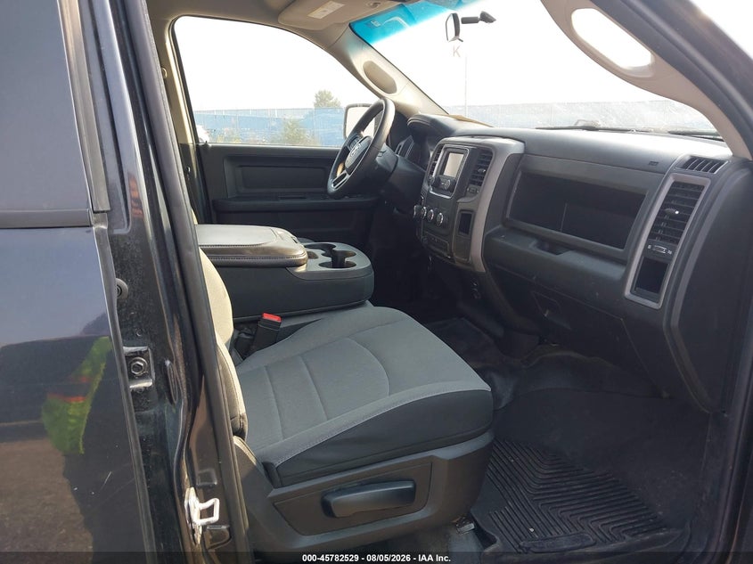 2021 RAM 1500 CLASSIC auction photo 5