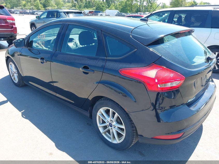 Vin: 1fadp3k27gl211577, lot: 46281357, ford focus se 20163