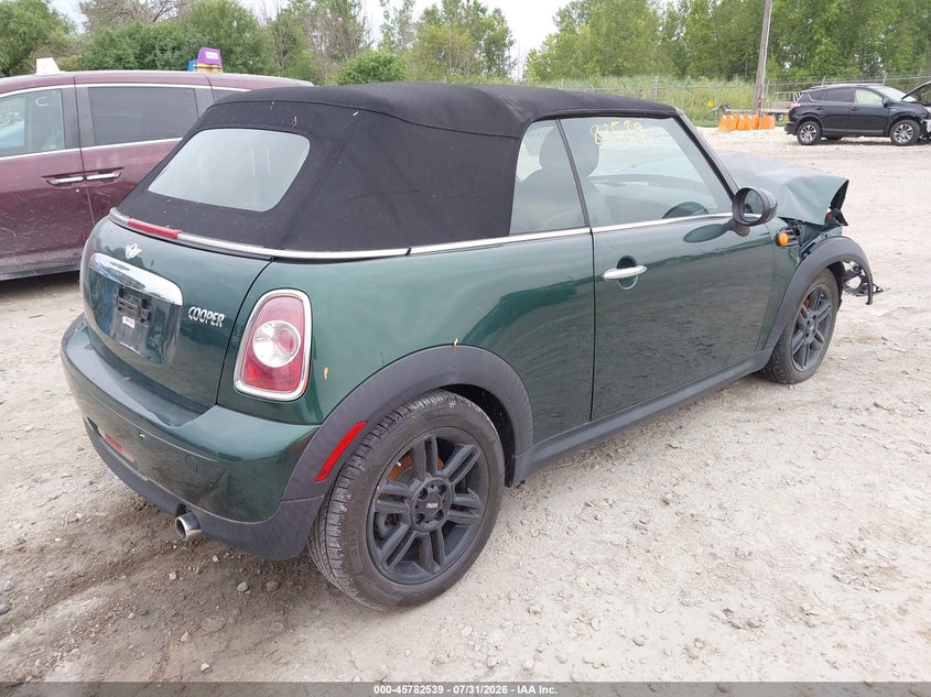 2013 MINI CONVERTIBLE auction photo 4