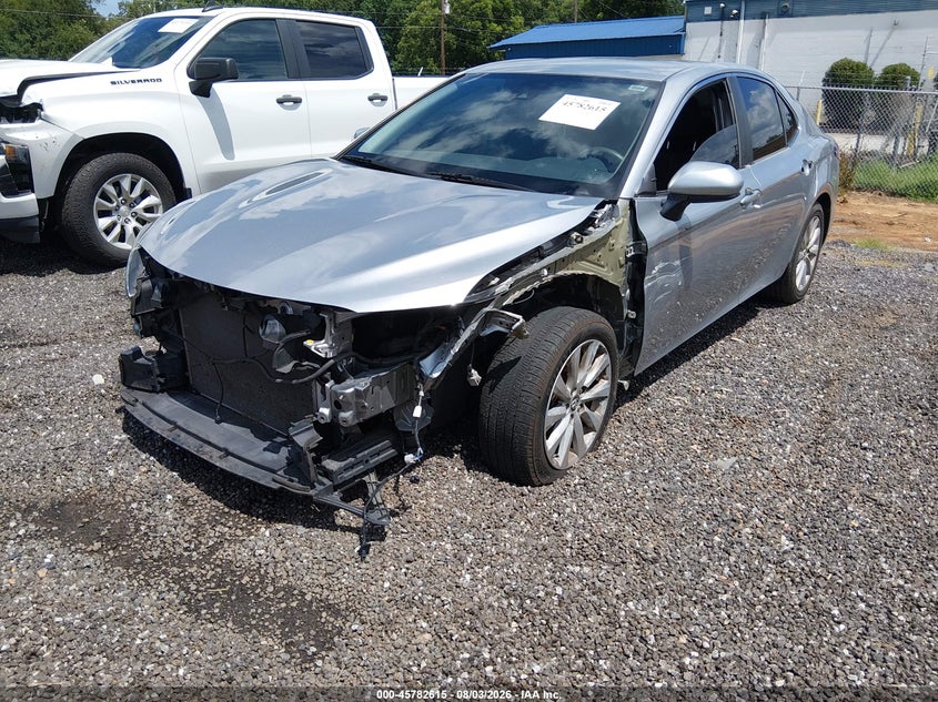 TOYOTA CAMRY - zdjęcie 6