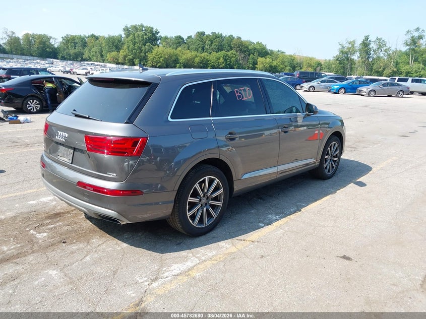 Vin: wa1laaf73kd011276, lot: 46281504, audi q7 55 premium/55 se premium 20194