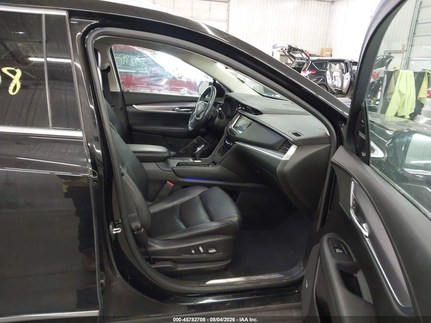 CADILLAC XT5 - zdjęcie 5