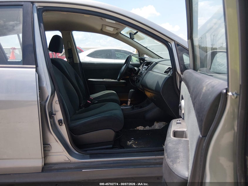 2012 NISSAN VERSA auction photo 5