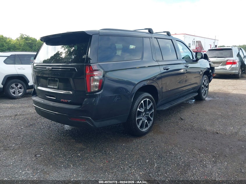 CHEVROLET SUBURBAN - zdjęcie 4