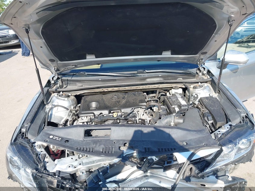 TOYOTA CAMRY - zdjęcie 10