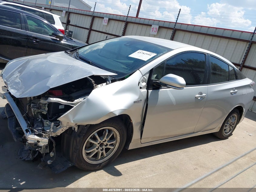 TOYOTA PRIUS - zdjęcie 15