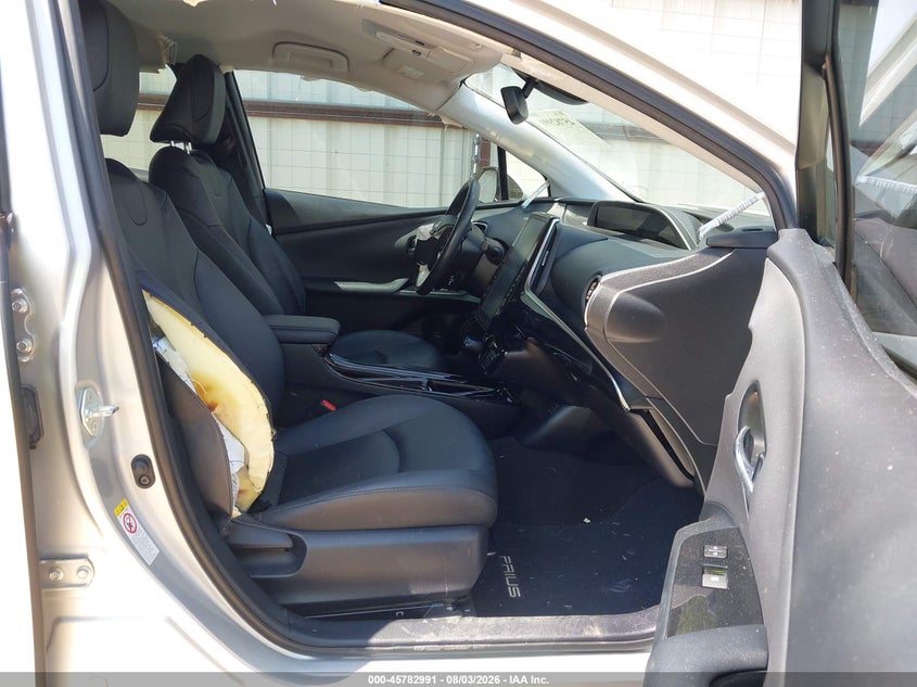 TOYOTA PRIUS - zdjęcie 5