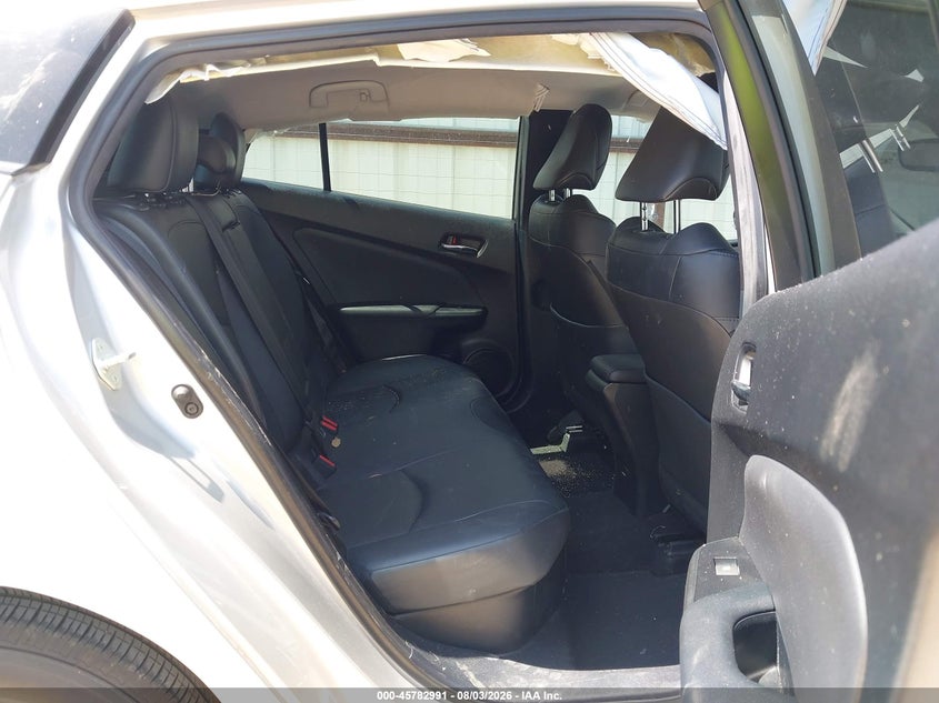 TOYOTA PRIUS - zdjęcie 8