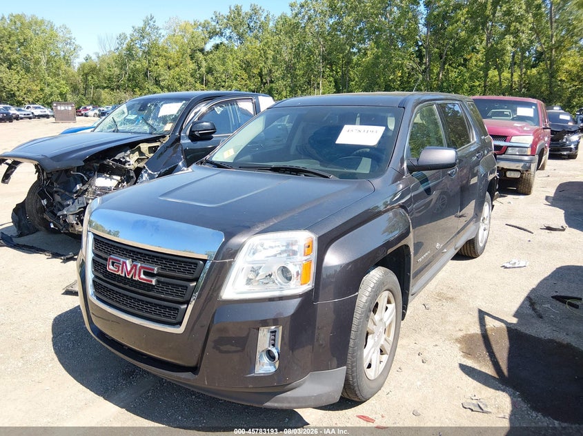 2014 GMC TERRAIN auction photo 2