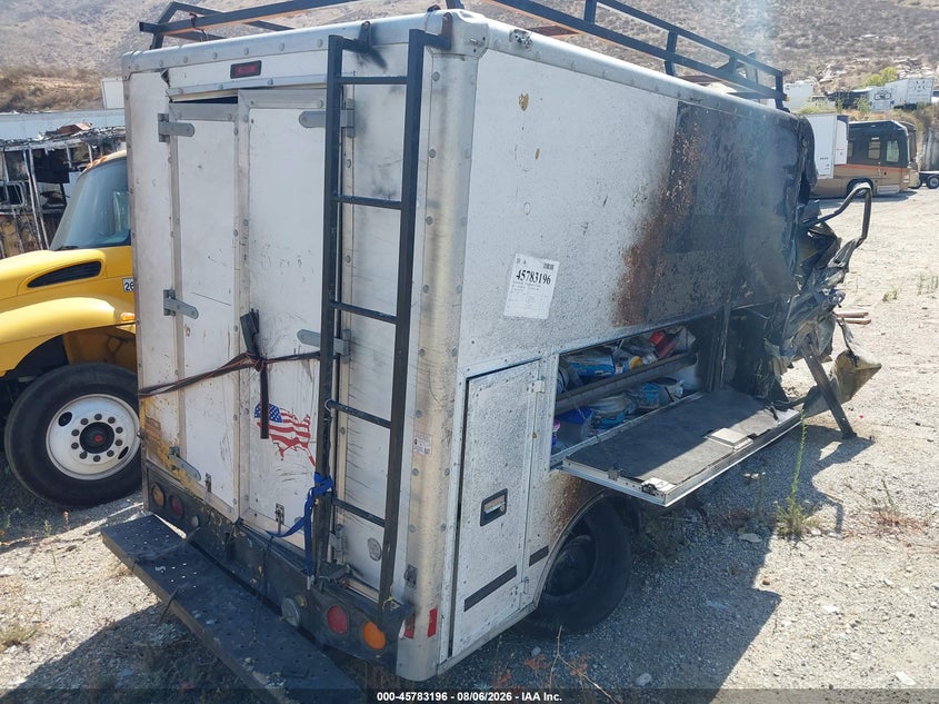 2000 CHEVROLET EXPRESS COMM CUTAWAY auction photo 4