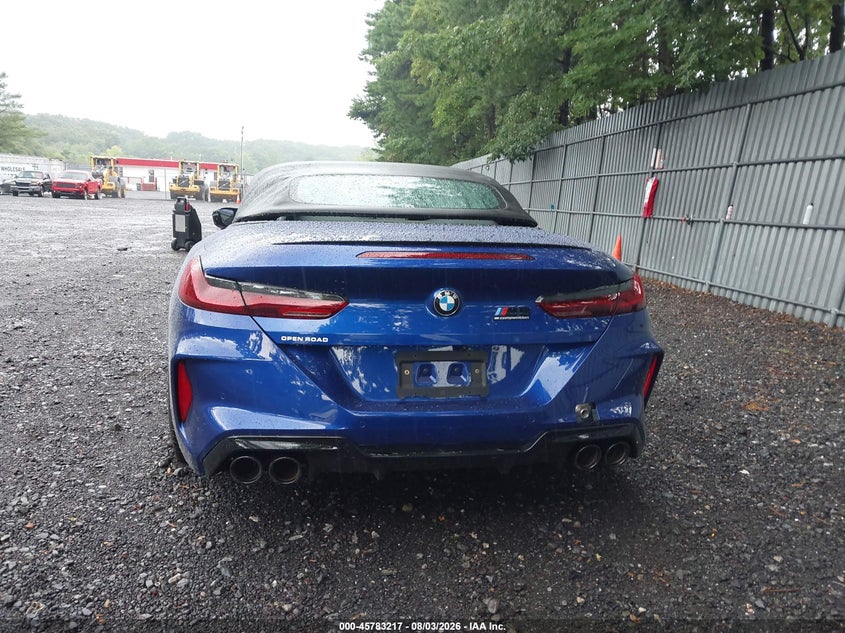 BMW M8 - zdjęcie 16