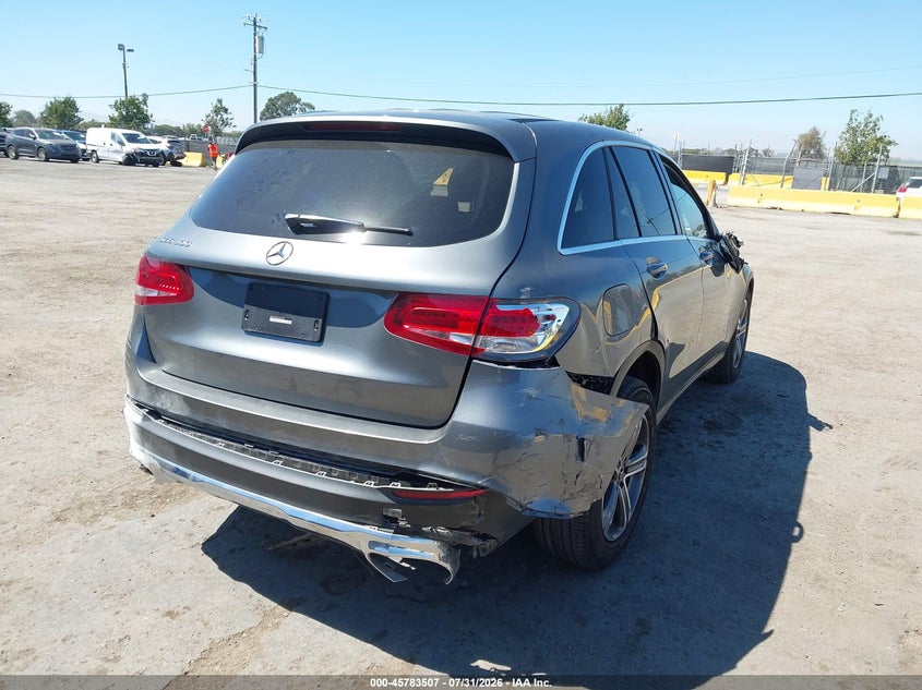 Vin: wdc0g4jb1jv023773, lot: 46282331, mercedes-benz glc 300 20184