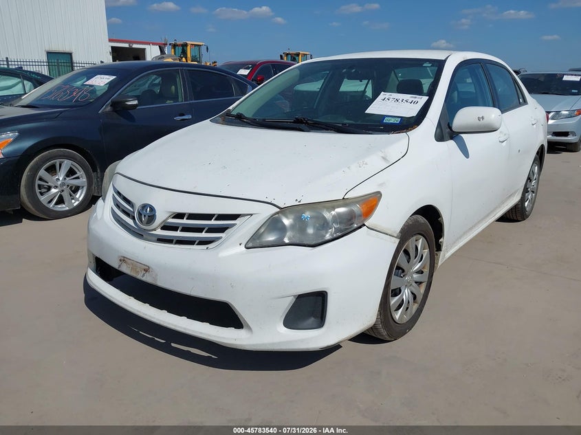 Vin: 2t1bu4ee1dc044478, lot: 46282364, toyota corolla le 20132