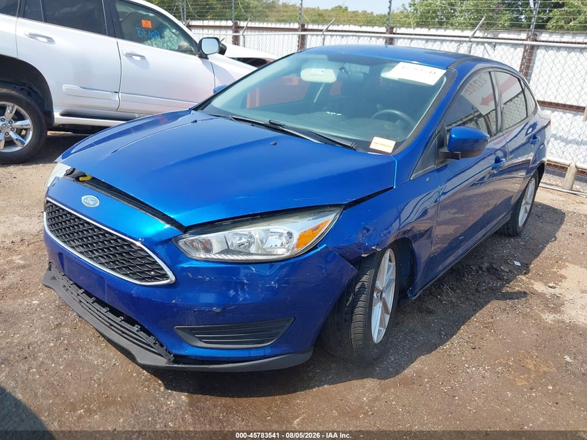 Vin: 1fadp3f21jl311577, lot: 46282365, ford focus se 20182
