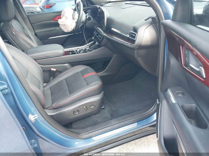 2024 CHEVROLET TRAVERSE auction photo 5