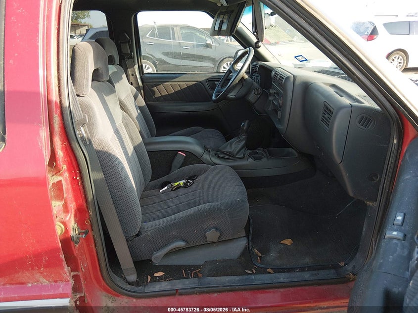 1997 CHEVROLET BLAZER auction photo 5