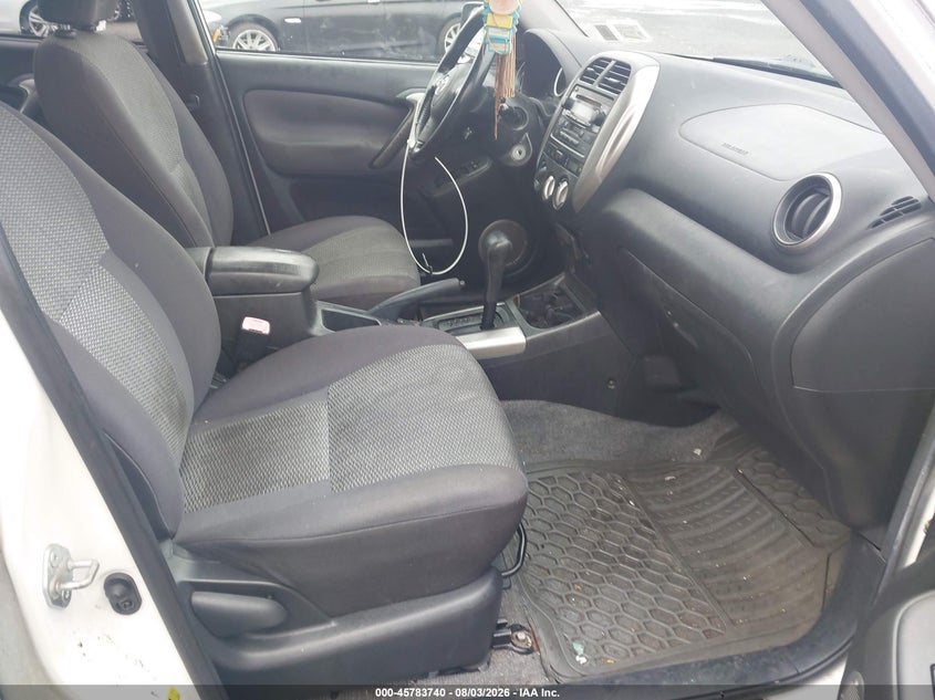 2005 TOYOTA RAV4 auction photo 5