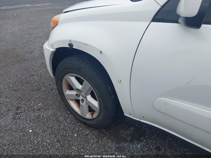 2005 TOYOTA RAV4 auction photo 6