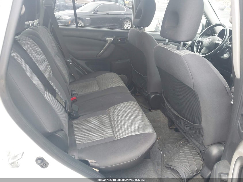 2005 TOYOTA RAV4 auction photo 8