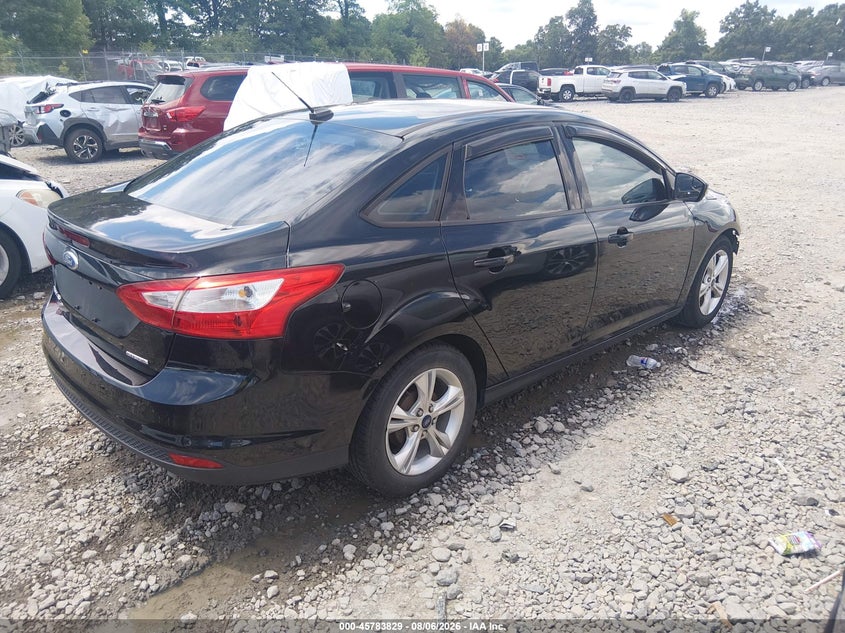 2014 FORD FOCUS auction photo 4