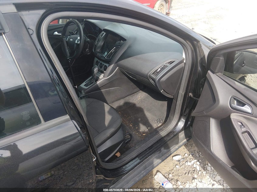 2014 FORD FOCUS auction photo 5