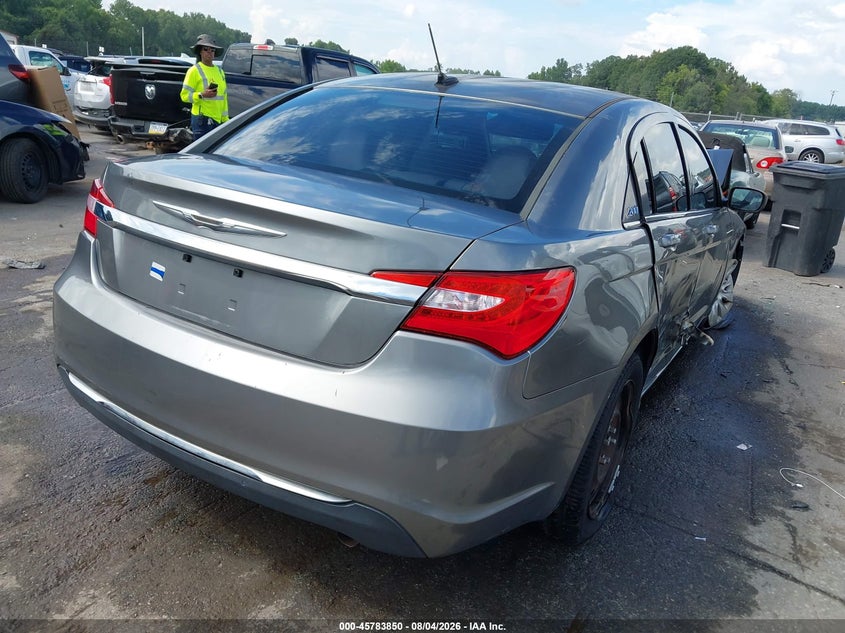 Vin: 1c3ccbab3dn735052, lot: 46282674, chrysler 200 lx 20134