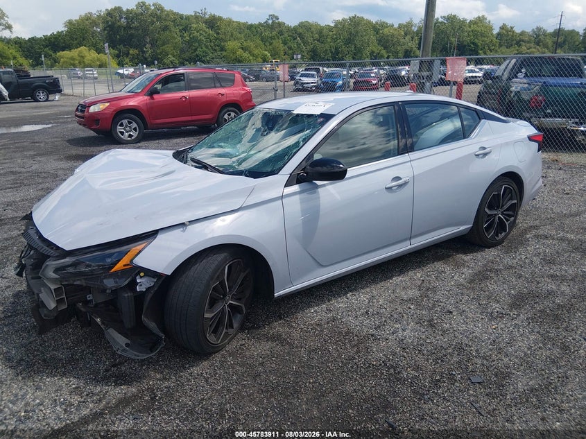 2023 NISSAN ALTIMA auction photo 2