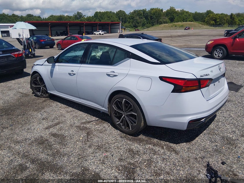 2023 NISSAN ALTIMA auction photo 3