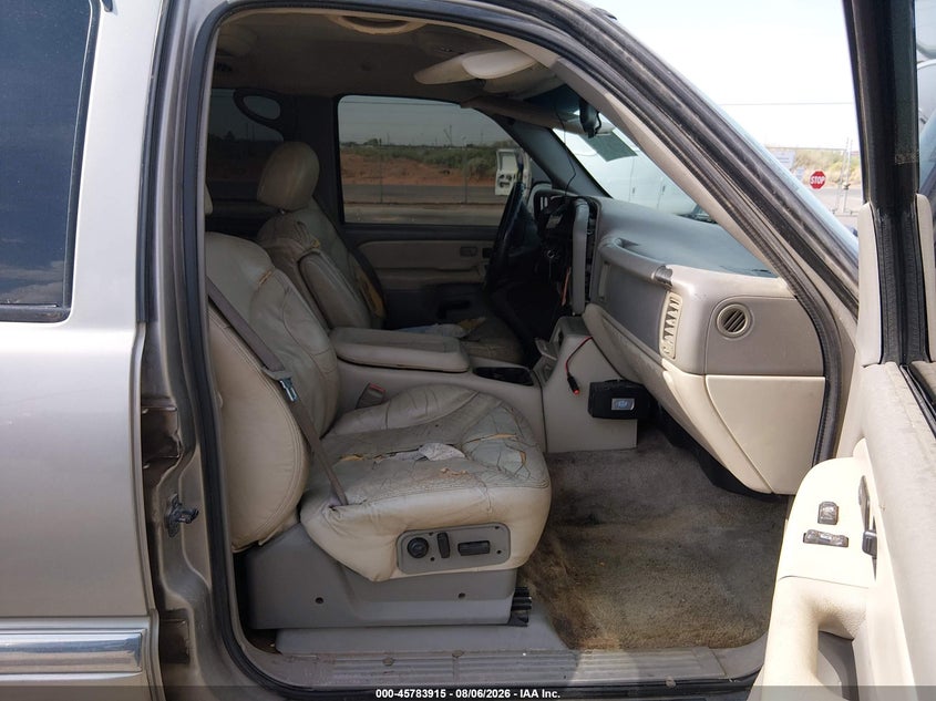 2001 GMC YUKON auction photo 5
