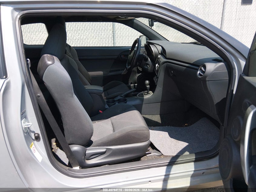 2011 SCION TC auction photo 5