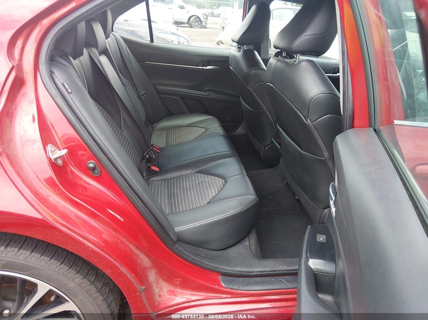 2020 TOYOTA CAMRY auction photo 8