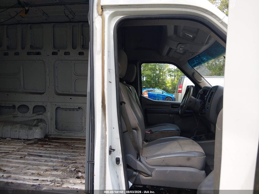 2018 NISSAN NV CARGO NV2500 HD auction photo 8