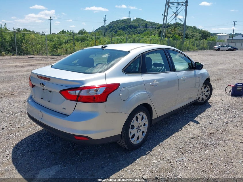 Vin: 1fahp3f2xcl447100, lot: 46283088, ford focus se 20124