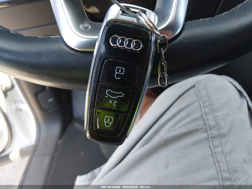 2021 AUDI Q8 PRESTIGE 55 TFSI QUATTRO TIPTRONIC · Фото 11