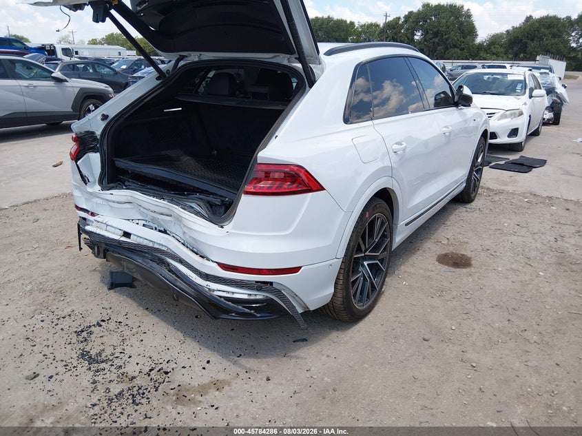 2021 AUDI Q8 PRESTIGE 55 TFSI QUATTRO TIPTRONIC · Фото 4