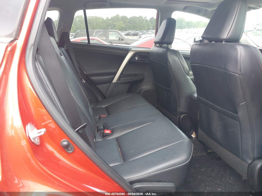 2015 TOYOTA RAV4 auction photo 8