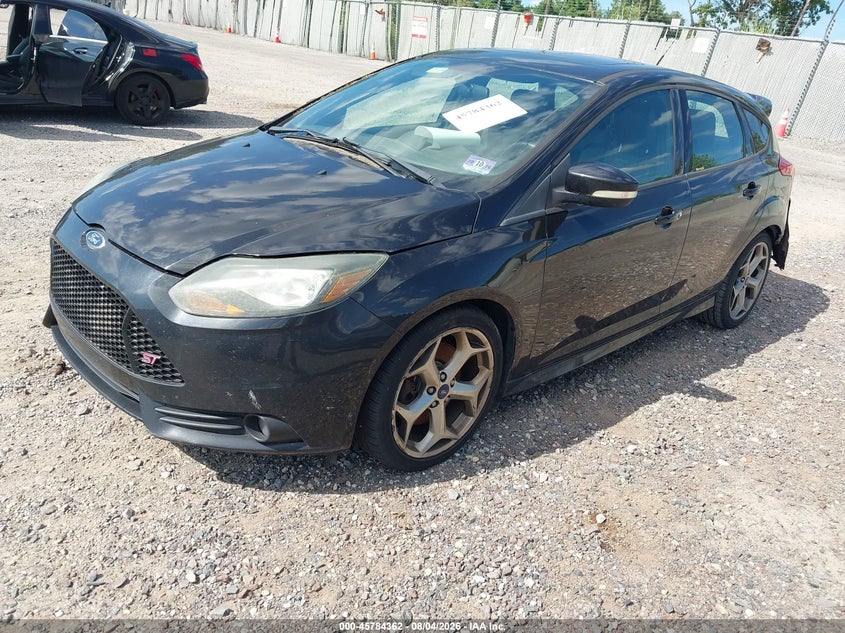 Vin: 1fadp3l95dl149801, lot: 46283186, ford focus st 20132
