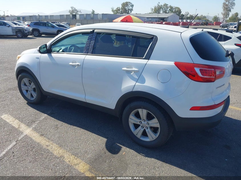 Vin: kndpbca22d7449557, lot: 46283230, kia sportage lx 20133