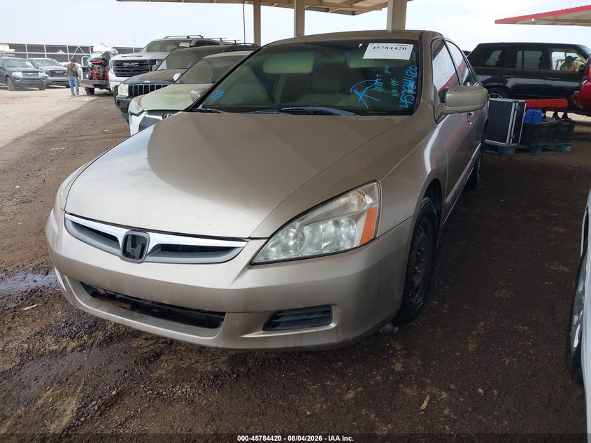 2007 Honda Accord, Normal Wear & Tear, IAAI, VIN JHMCM56137C018837 — photo 2