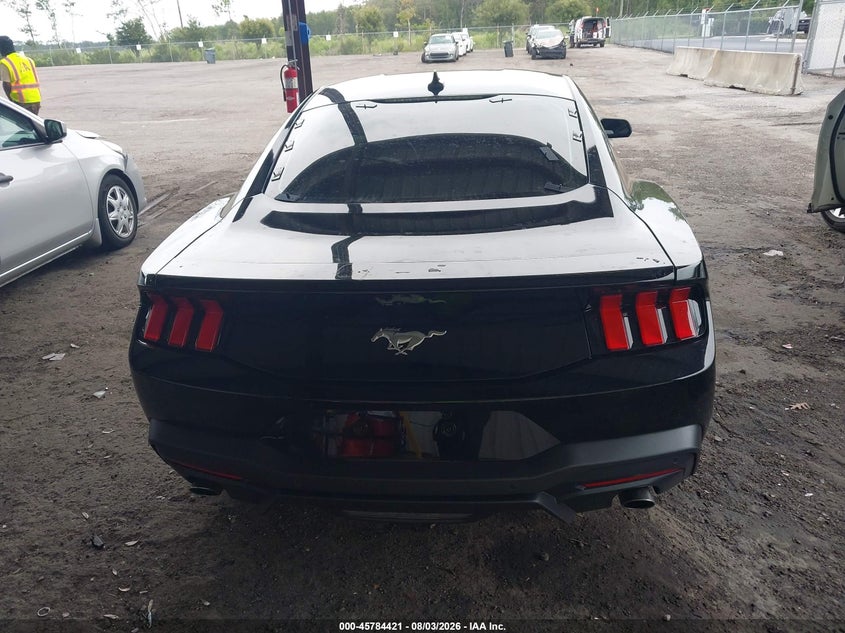 FORD MUSTANG - zdjęcie 16