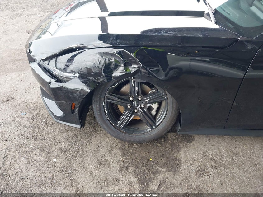 FORD MUSTANG - zdjęcie 6