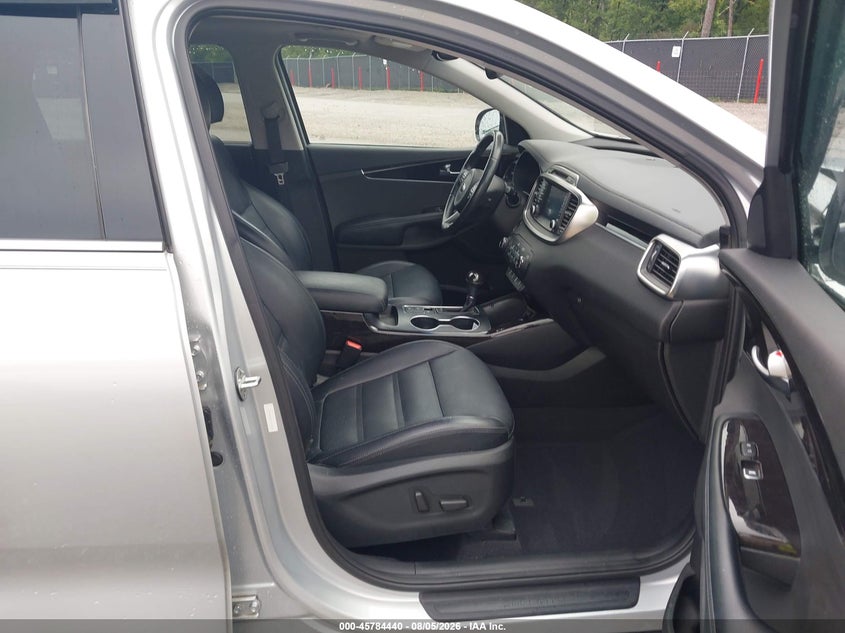 2018 KIA SORENTO auction photo 5