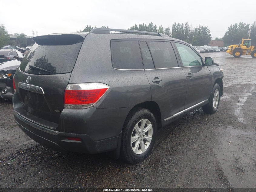 2013 TOYOTA HIGHLANDER auction photo 4