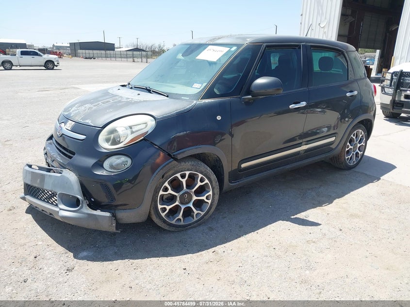 2014 FIAT 500L auction photo 2
