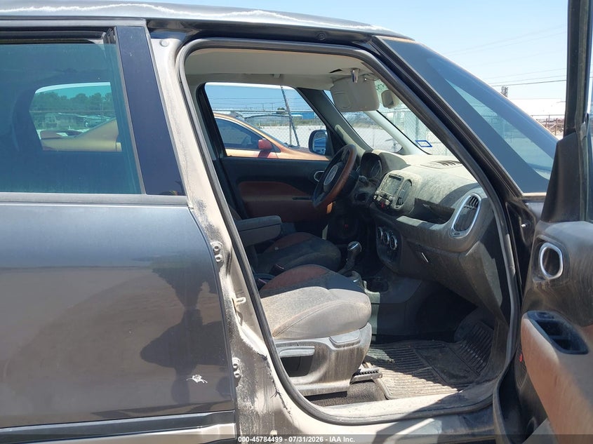 2014 FIAT 500L auction photo 5