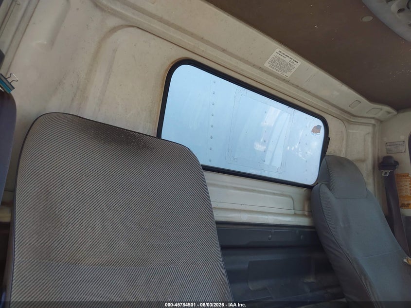 1999 ISUZU NPR auction photo 6