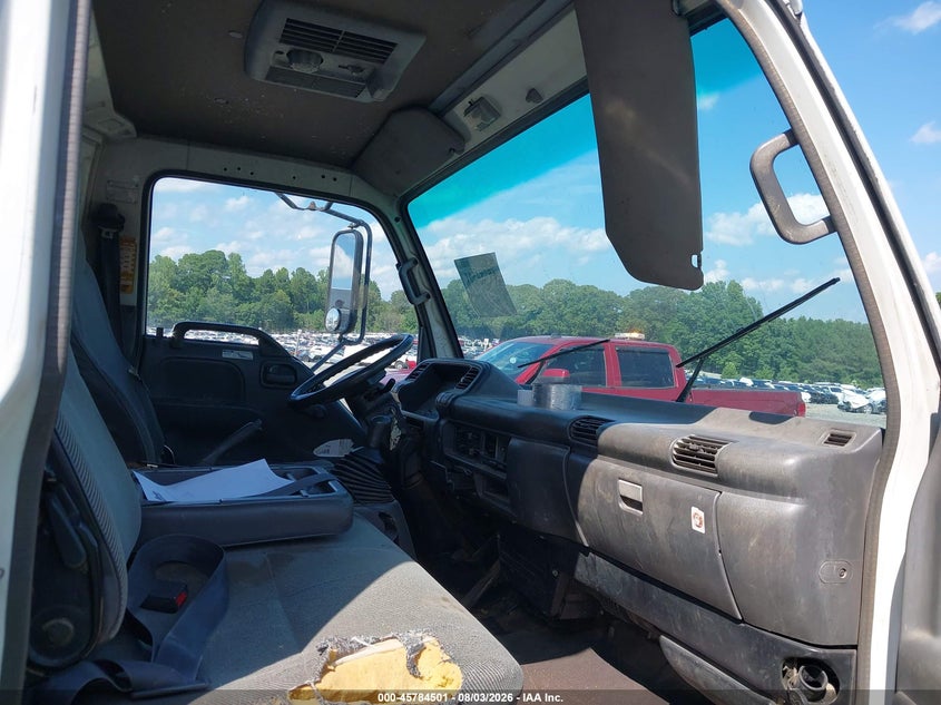 1999 ISUZU NPR auction photo 7
