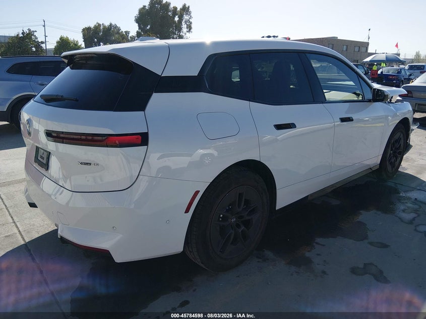 Vin: wb543cf02tcv10740, lot: 46283422, bmw ix xdrive45 20264