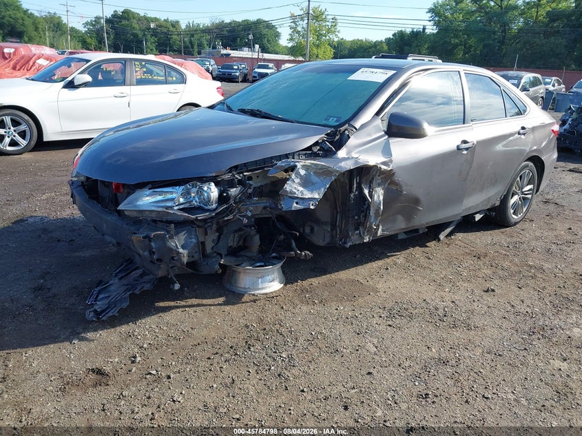 2017 TOYOTA CAMRY auction photo 2